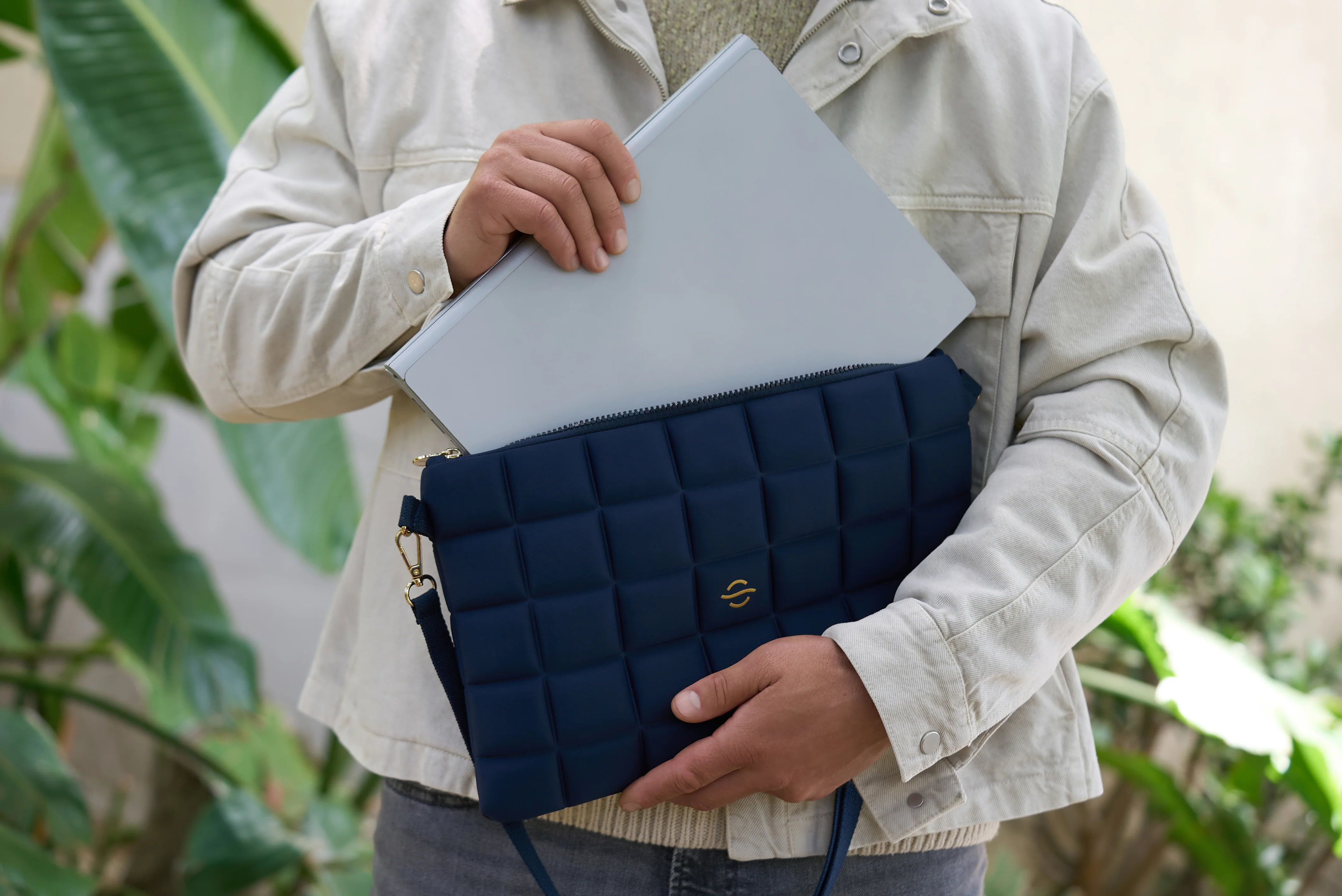 Shoulder Bag - Image 4